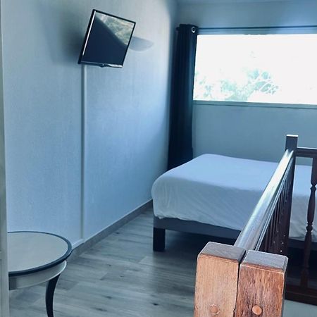 Logis Hotel & Spa Dejeunez Sous L'Arbre Rousset  Eksteriør billede