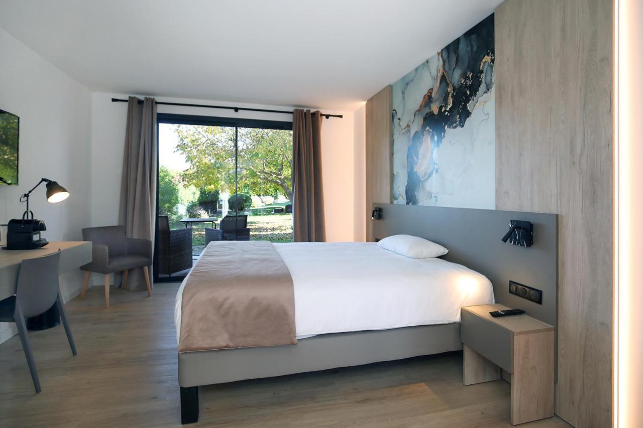 Logis Hotel & Spa Dejeunez Sous L'Arbre Rousset  Eksteriør billede