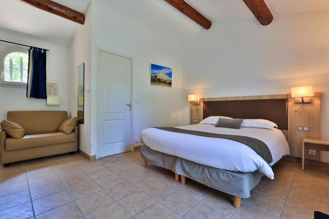 Logis Hotel & Spa Dejeunez Sous L'Arbre Rousset  Eksteriør billede