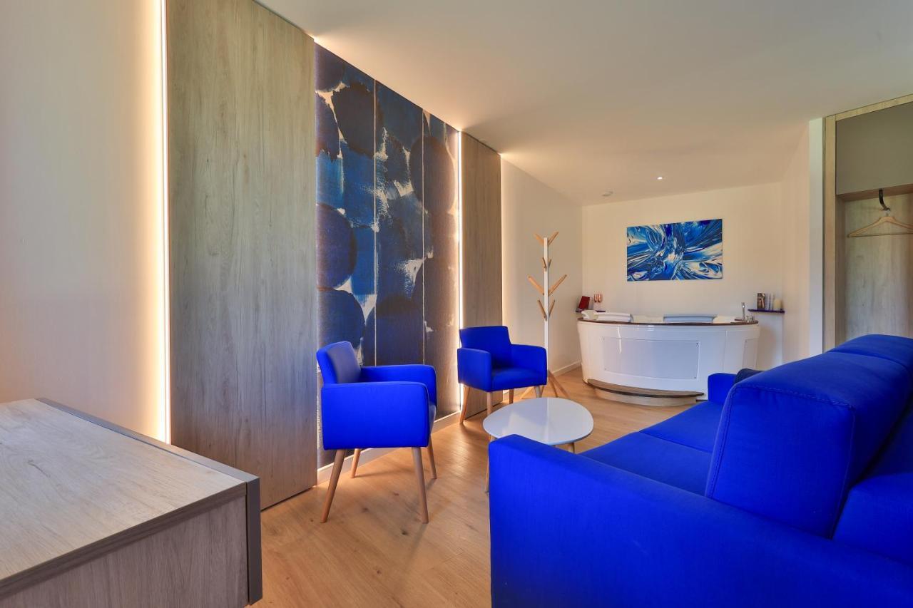 Logis Hotel & Spa Dejeunez Sous L'Arbre Rousset  Eksteriør billede