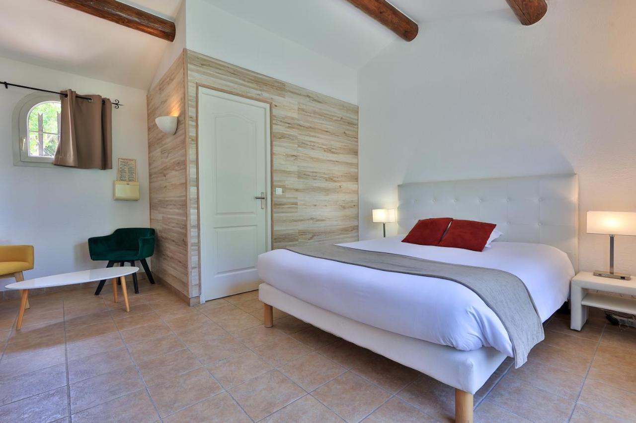 Logis Hotel & Spa Dejeunez Sous L'Arbre Rousset  Eksteriør billede