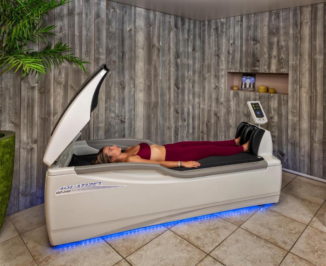 Logis Hotel & Spa Dejeunez Sous L'Arbre Rousset  Eksteriør billede