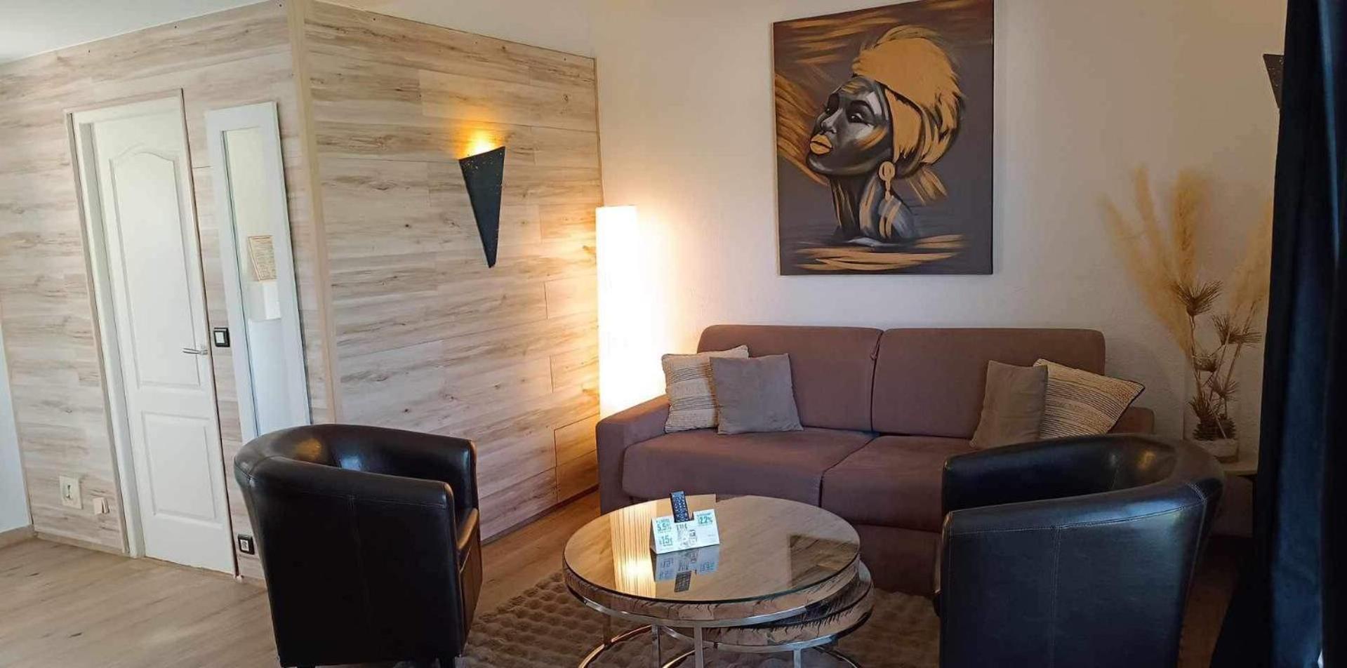 Logis Hotel & Spa Dejeunez Sous L'Arbre Rousset  Eksteriør billede