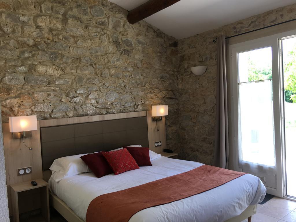 Logis Hotel & Spa Dejeunez Sous L'Arbre Rousset  Eksteriør billede